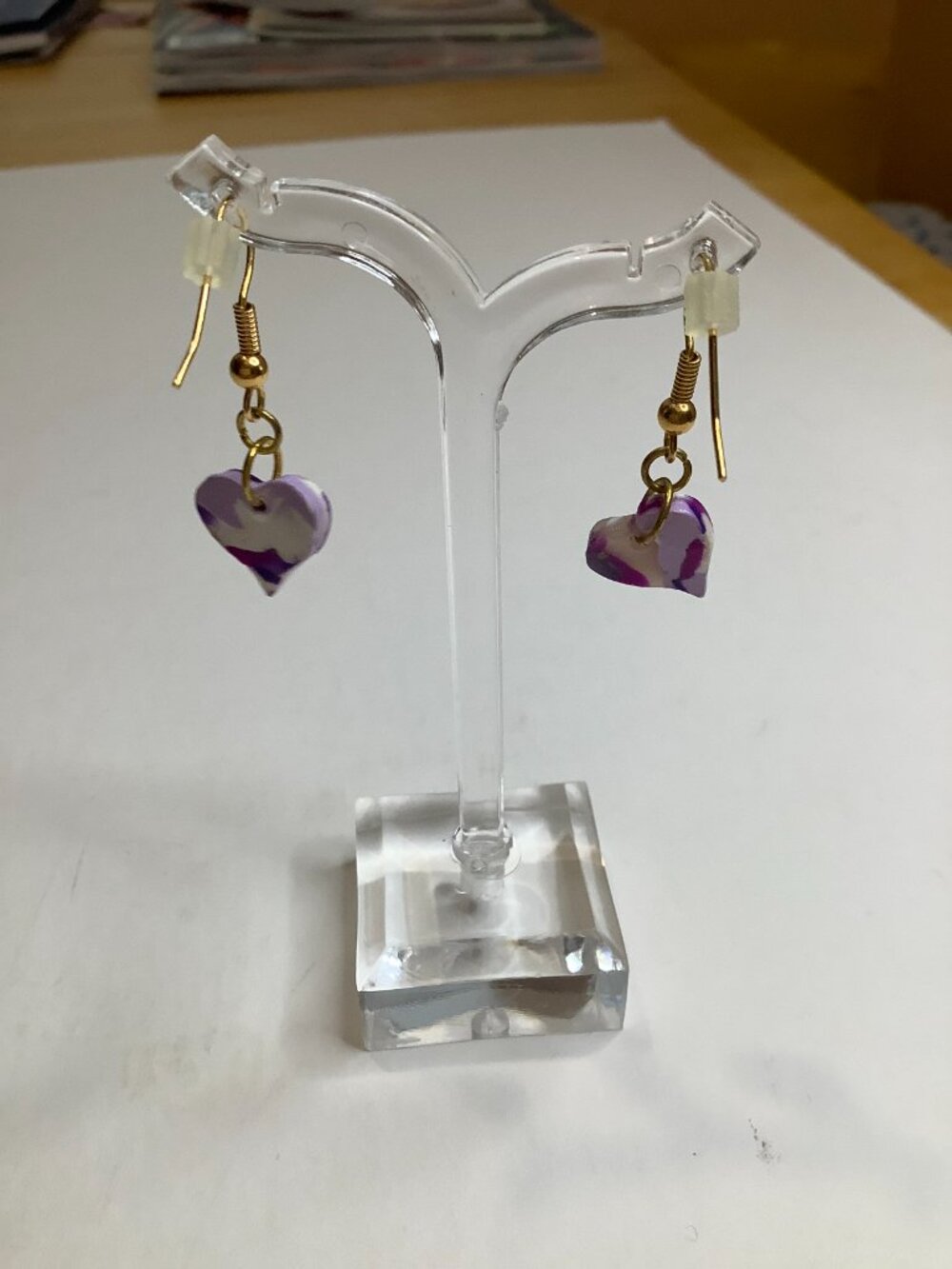 KVITKA CREATIONS Handmade Purple Marble Clay Heart Earrings - Picture 3 of 5